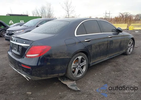 2017 Mercedes-Benz E 300 4Matic из США, поврежденный, VIN WDDZF4KB1HA099158